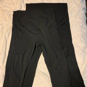 Fabletics Maternity Leggings/Workout Capris